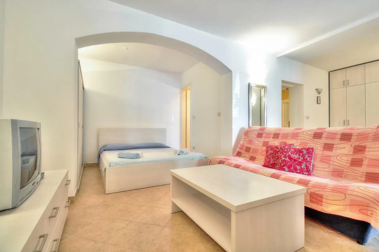Apartment Katarina Crveni Vrh
