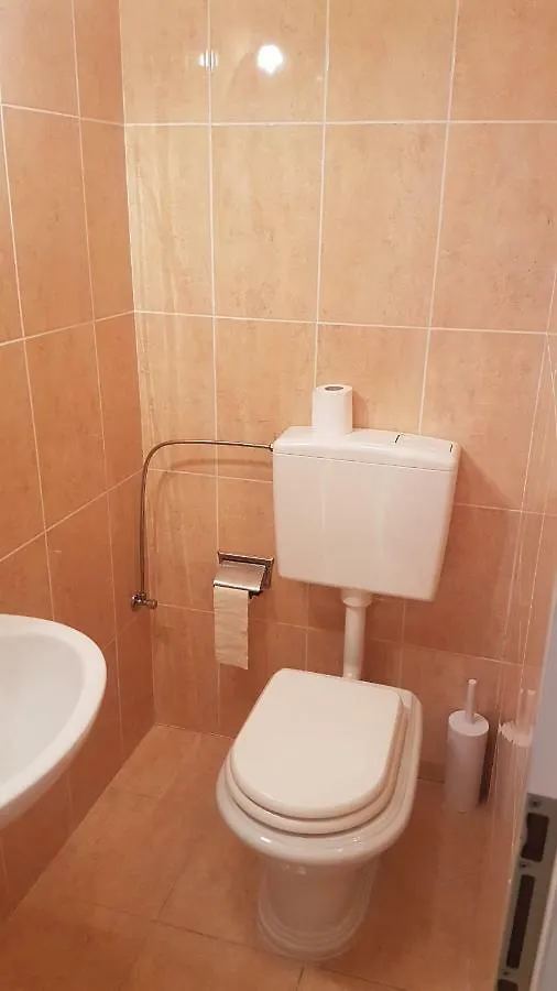 Apartment Katarina Crveni Vrh 0*,  Croazia